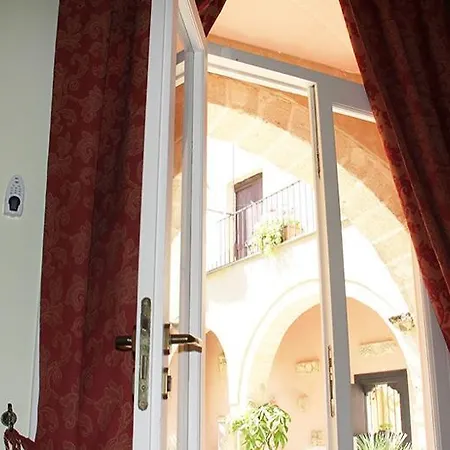 Antica Corte Delle Ninfee, Historical Private *