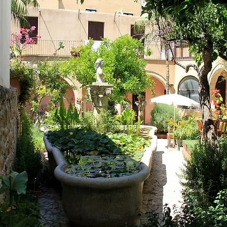 Appartamento Antica Corte Delle Ninfee, Historical Private