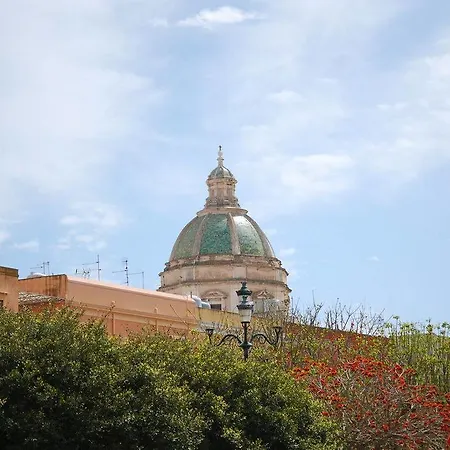 Appartamento Antica Corte Delle Ninfee, Historical Private Trapani